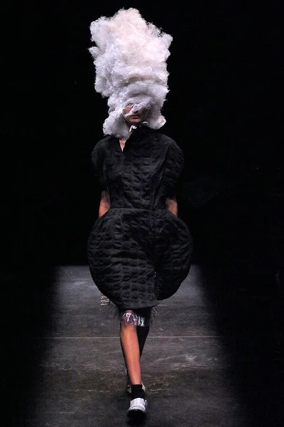 Look 7